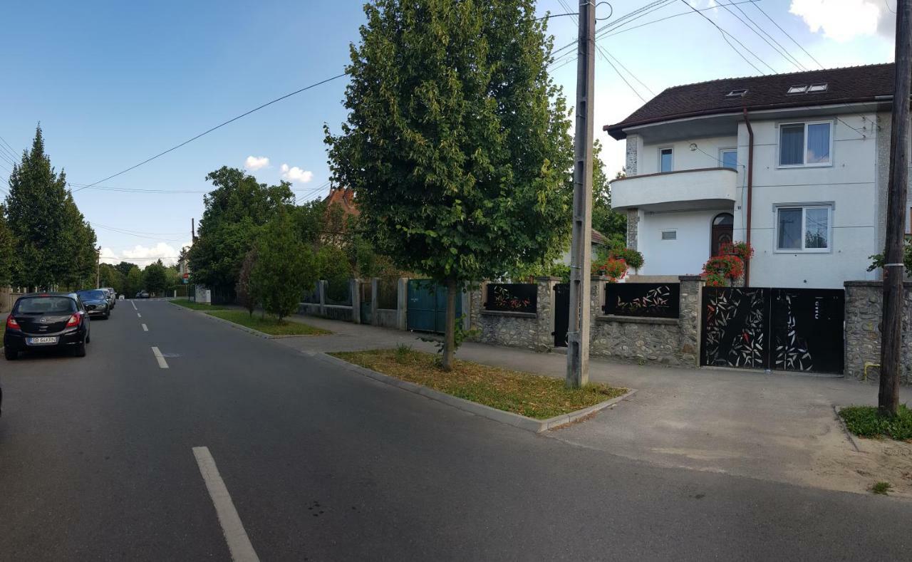 Family Fewo Sibiu Buitenkant foto